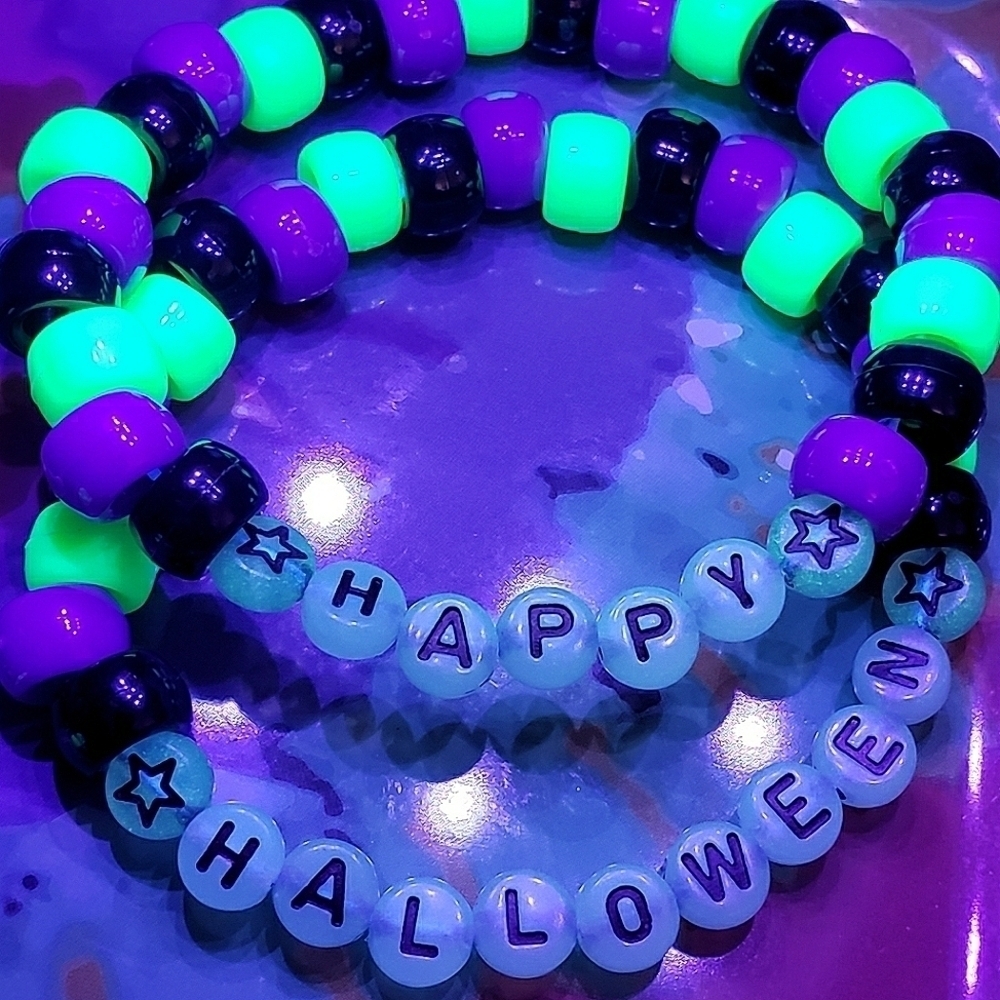 Handmade Beaded Glow in Dark UV Happy Halloween Stacked Bracelets - Picture 2 of 4